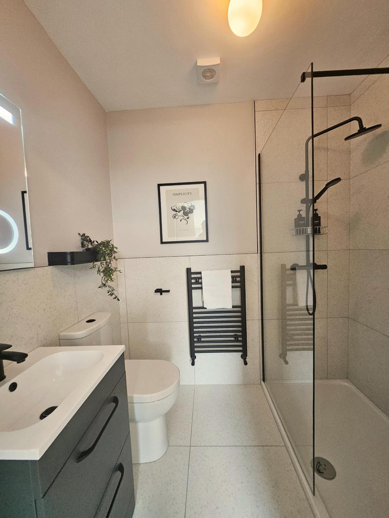 Tatlers Guest House Roscommon Esterno foto